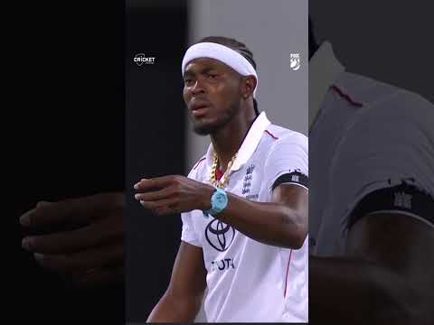 "Bowl fast when there's nothing going on champion" | Steve Smith v Jofra Archer 🔥 #Ashes